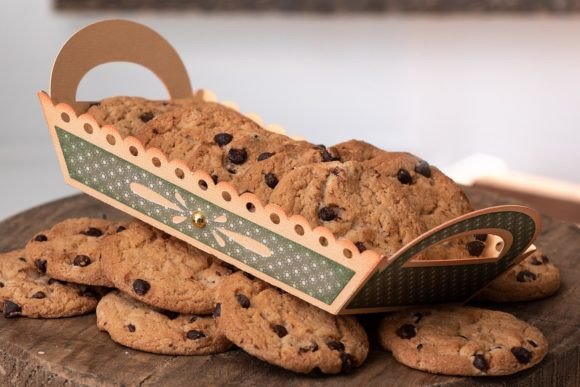 Elevating Your Hosting Workflow with the Cookie Snack Tray by Dreaming Tree